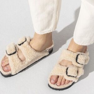 Birkenstock Arizona Fluffy Big Buckle Size 37